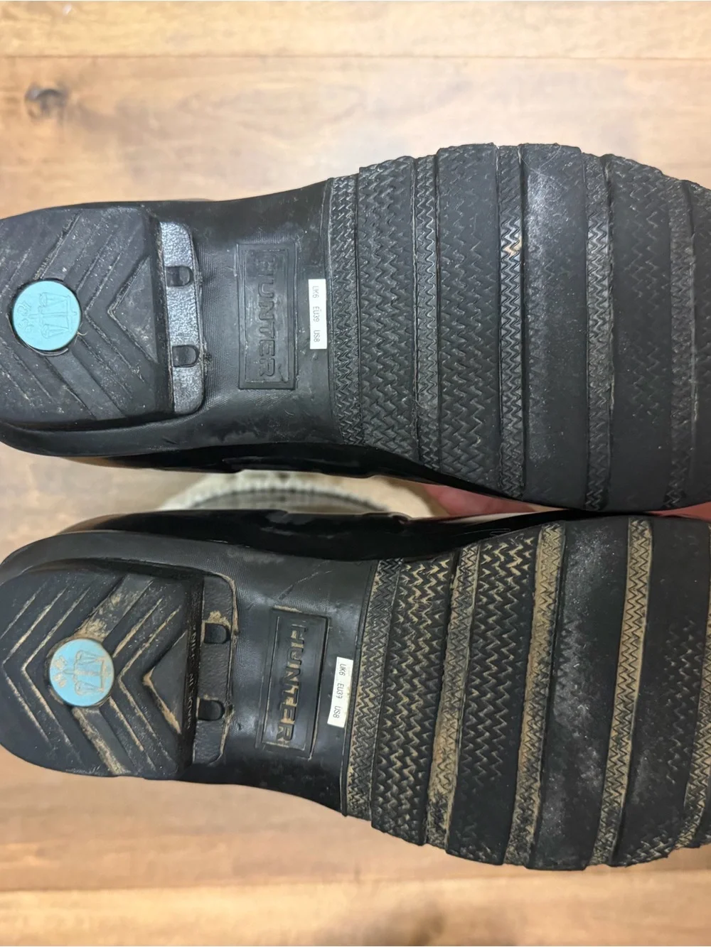 Hunter black rubber